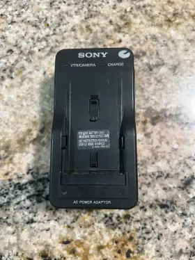 Ac-v615 Sony Genuine Battery Charger