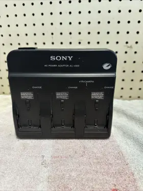 Acvq1051d Sony Ac V900 Series Tri Charger And Adapter