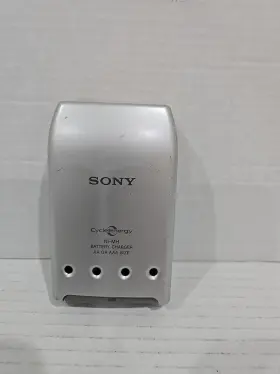 Bcg-34hc Sony Cycle Energy Battery Charger Aa Or Aaa Ni-mh