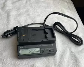 Dc-v700 Sony Dc Adapter/ Charger Dc-v700. For Car To Power Camera/charge Battery