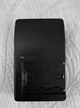 Np-fh50 Sony Bc-vh1 Charger For Battery Used Pre-owned Works
