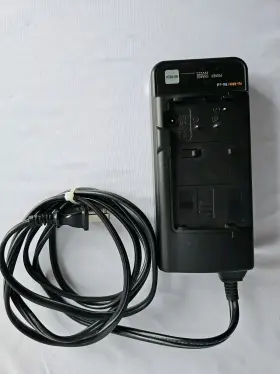 Cps801c Thomson Vintage Battery Charger Ac Adapter 6.5v Ni-mh/ni-cd Lights Up