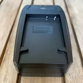 Bcj13e Watson Compact Ac/dc Charger For Batteries Contour Camcorder Battery #2