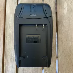 Bcj13e Watson Compact Ac/dc Charger For Batteries Contour Camcorder Battery