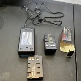 Vac545 Zenith Camcorder Battery Charger Plus Batteries Vac 560 And Telepower Bp16