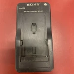 BC-V615 Battery Charger For Sony NP-500 NP-710 NP-720 NP-730 NP-930 NP-960. Fixed Price $10.00.