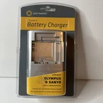 Promaster 3042 Xtrapower Traveler Multi Charger For Olympus And Sanyo Batteries. Fixed Price $19.99.
