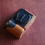 Hasselblad X1DII / X1D2 Half-case Arte Mano. Fixed Price $419.00.