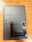 Olympus Battery Charger Model LI-41CBA Genuine Oem. Fixed Price $9.95.