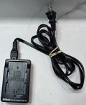 Nikon MH-18A Quick Charger For EN-EL3A EN-EL3E Battery Oem Genuine. Fixed Price $8.97.