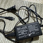 Charger Ziqian AC-L200. Fixed Price $15.00.