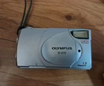 Olympus D-370 1.3 Megapixel Digital Camera Untested. Fixed Price $10.00.