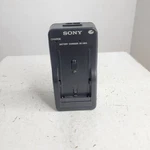 Sony Camcorder BC-V615 Battery Charger NP-F330 NP-F550 NP-F750 NP-F960 NP970. Fixed Price $9.99.