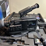 Sony Auto Handycam CCD-V5 VIDEO8 Camcorder 8X Optical Zoom Built-in Micro Parts. Fixed Price $46.50.